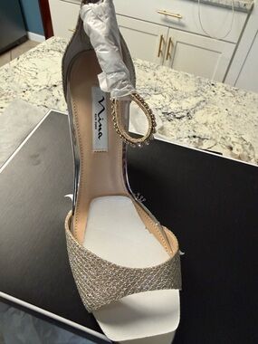 Nina Shoes Gold Glitter Open-Toe Ankle-Strap Heels